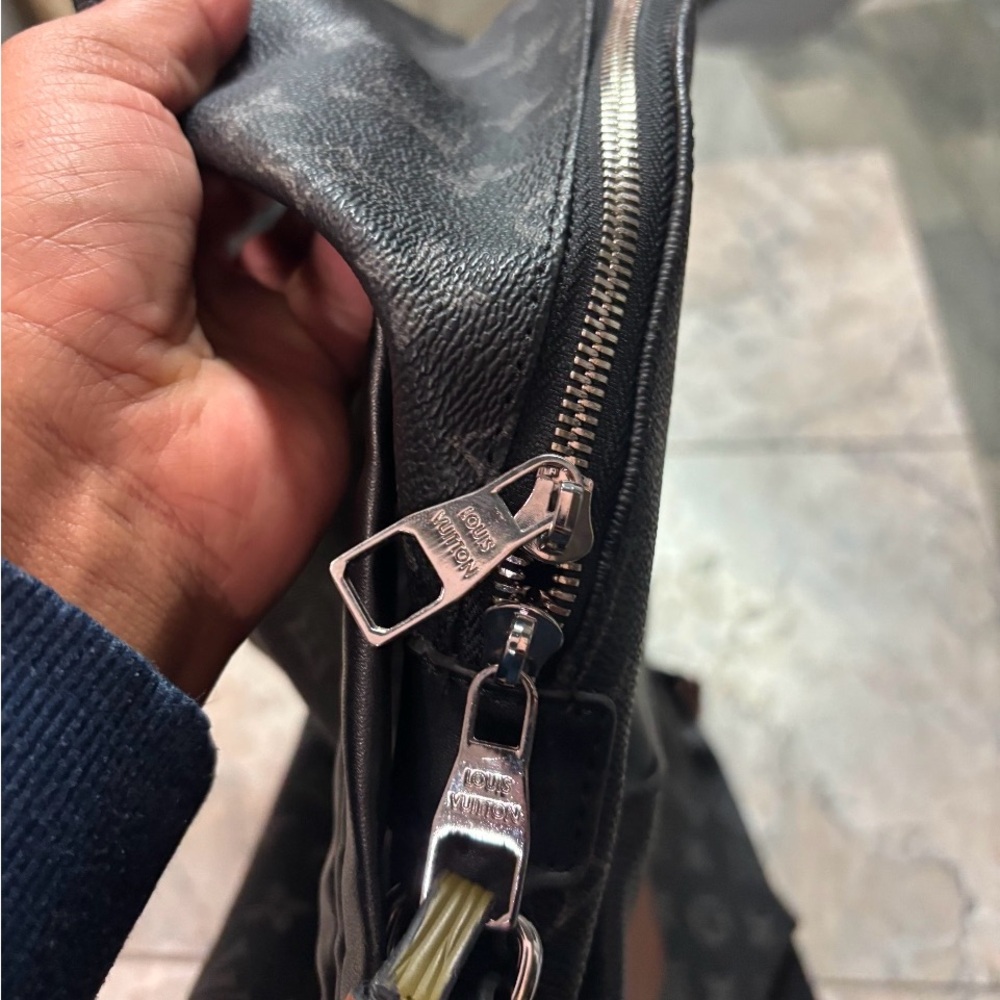 Louis Vuitton Monogram Backpack - Picture 4 of 4
